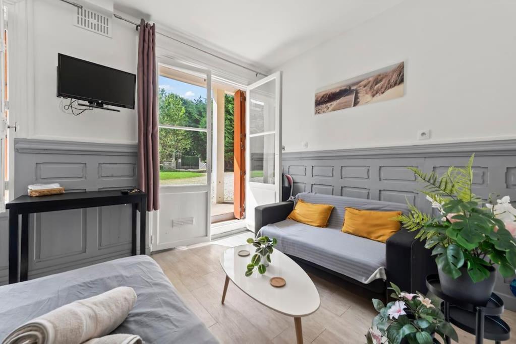 Studio 100M De La Plage & Casino Daire Villers-sur-Mer Dış mekan fotoğraf